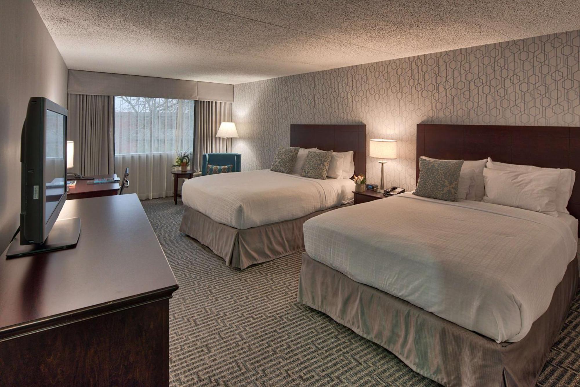 Somerset Hotel