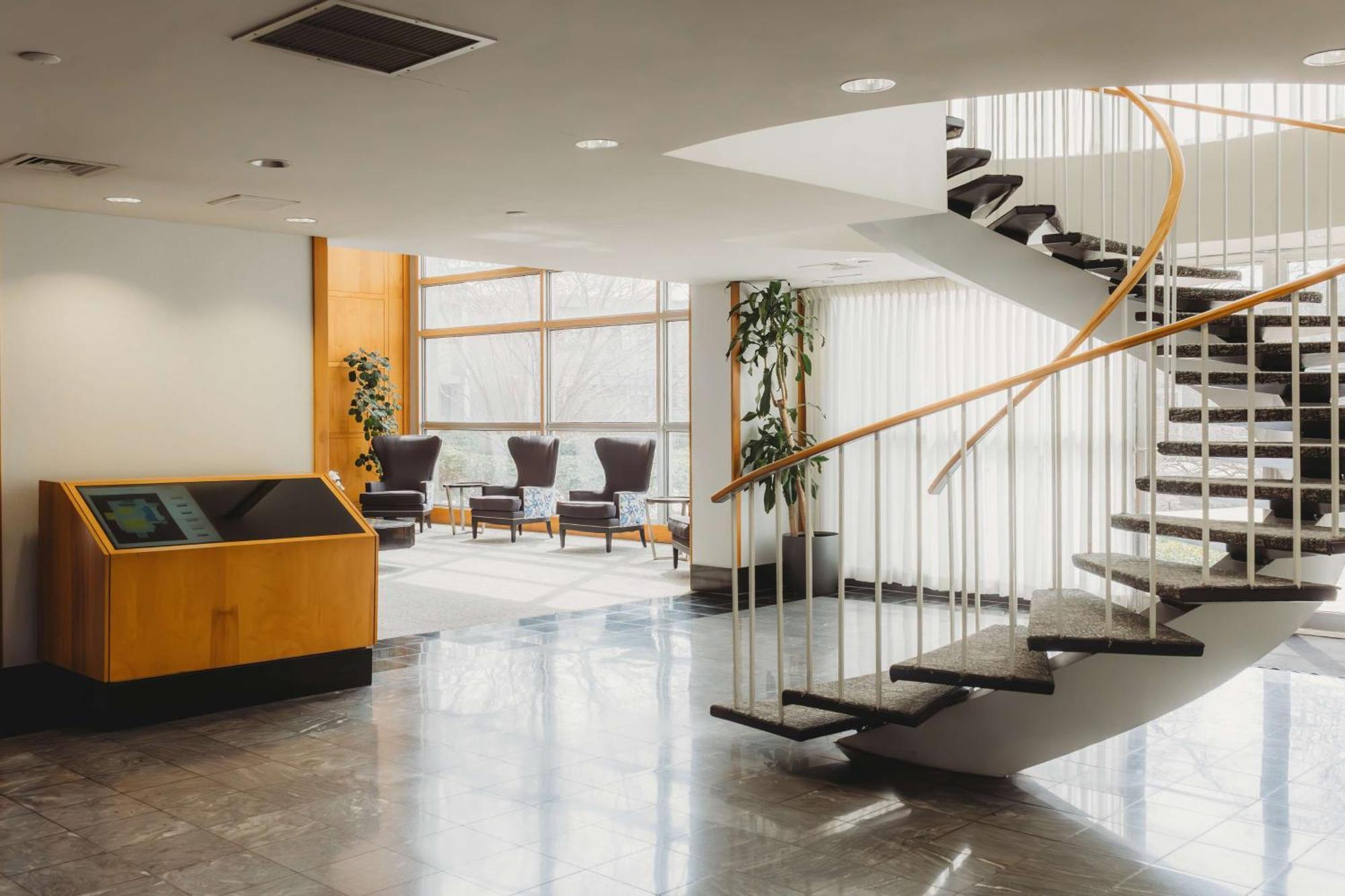 Somerset Hotel 3*