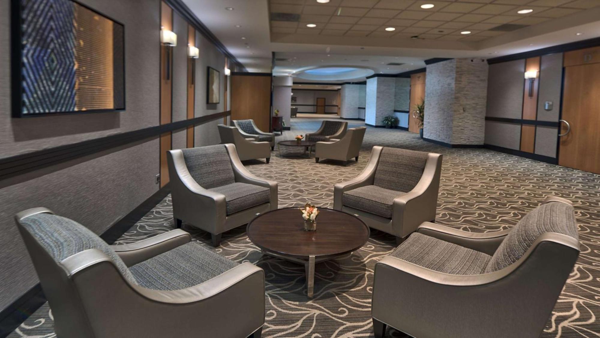 Hotel Somerset Troy